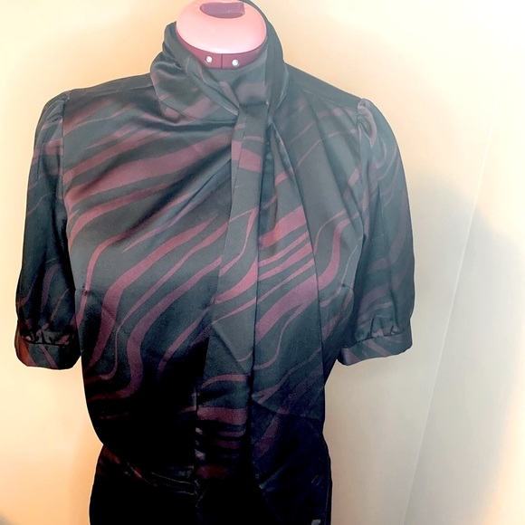 Contemporaine exclusively for Simons Blouse, size small good condition 100 poly - Picture 1 of 3